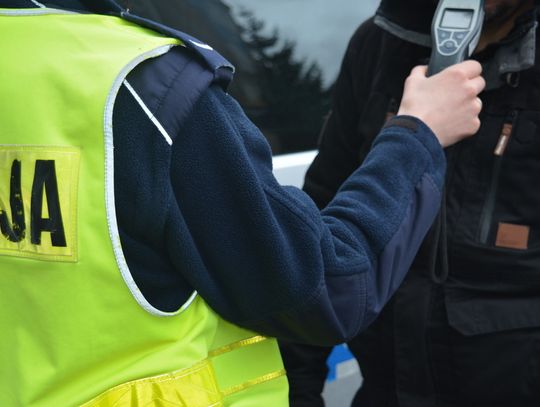 72-latek odjechał z warsztatu autem mechanika. Gdy go znaleźli wydmuchał ponad promil