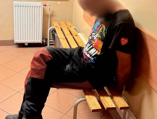 Agresywny 38-latek stwarzał zagrożenie na drodze. „Zabawa” zakończyła się wysokim mandatem
