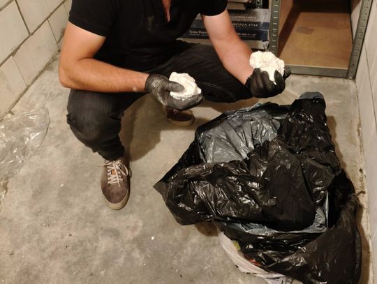 Akcja "Czyste Wakacje" w Warszawie. Zatrzymano 303 osoby i przejęto ponad 72 kilogramy różnych substancji