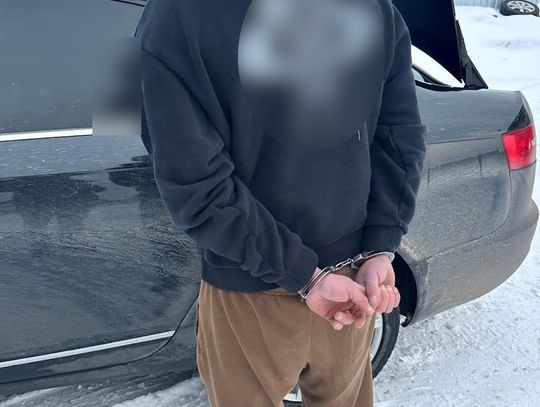 Arsenał w aucie i narkotykowa przeszłość. Straż Graniczna zatrzymała 30-letniego obcokrajowca