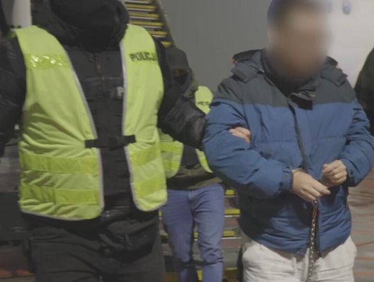 Asesor komorniczy ukradł ponad 14 milionów i uciekł na Dominikanę. Dopadli go "łowcy głów"