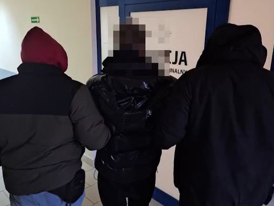 Atak z maczetą pod galerią handlową. Nastolatkowie zamiast na ferie, trafili do izby dziecka