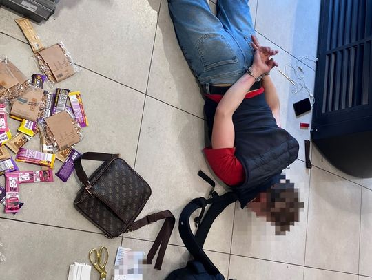 Awantura na stacji paliw i tajemniczy sejf. W środku ponad 236 gramów narkotyków