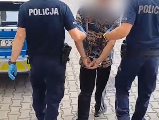 Awantura zakończyła się atakiem na policjantów. 20-latka ugryzła funkcjonariusza