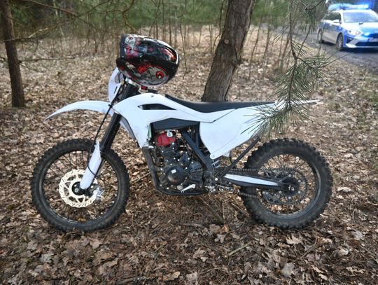 Aż 8000 zł mandatu dla motocyklisty, a jeszcze dojdzie kara za brak OC. Wszystko zaczęło się od kolizji Aż 8000 zł mandatu dla motocyklisty, a jeszcze dojdzie kara za brak OC. Wszystko zaczęło się od kolizji