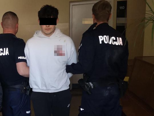 Bandycki atak przed sklepem. 22-latek odpowie za usiłowanie zabójstwa, 15-latka za współudział