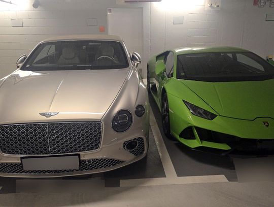 Bentley i dwa lamborghini odzyskane. Luksusowe auta przejęte przez policję