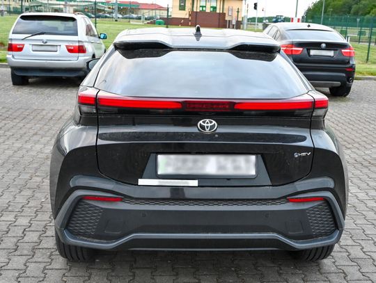 Białorusin próbował wjechać kradzioną Toyotą do Rosji. Tłumaczył, że miał ją dostarczyć swojemu rodakowi