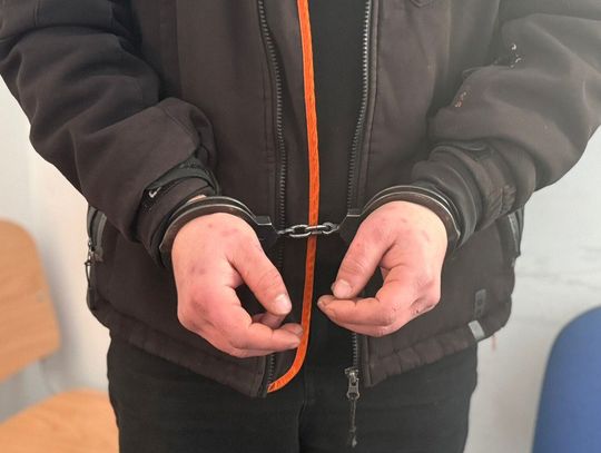 Bił 23-latkę po brzuchu, żeby zakończyć jej ciążę. Odpowie za znęcanie się i pozbawienie wolności