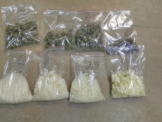 Blisko 5 kilogramów narkotyków w garażu. 25-latek aresztowany na trzy miesiące Blisko 5 kilogramów narkotyków w garażu. 25-latek aresztowany na trzy miesiące