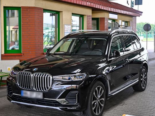 BMW za 280 tysięcy złotych zatrzymane na granicy. Auto było poszukiwane w Niemczech