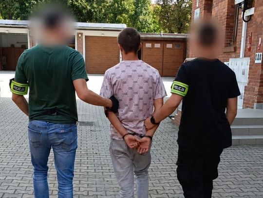 Bracia z Ukrainy brutalnie pobili swojego rodaka. Obaj zostali deportowani