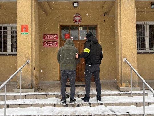 Bracia zatrzymani za próbę wymuszenia haraczu od Wietnamczyka. Domagali się 240 tysięcy dolarów