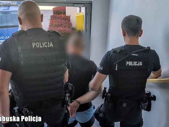 Brutalny atak z użyciem broni czarnoprochowej. 45-latek odpowie za usiłowanie zabójstwa