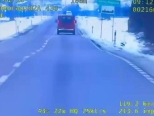 Busiarz pożegnał się z prawkiem za prędkość w terenie zabudowanym. Pędził 119 na godzinę