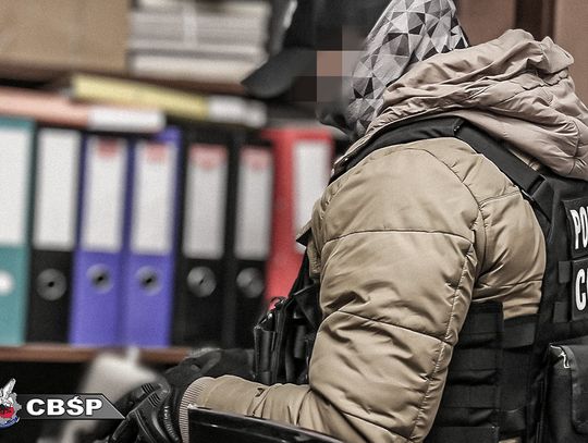 CBŚP rozbija mafię VAT - 175 milionów w fikcyjnych fakturach, 140 osób z zarzutami