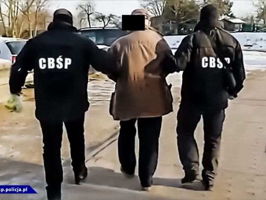 Chciał kupić broń i zastrzelić policjanta. Agenci CBŚP zatrzymali Jana N.