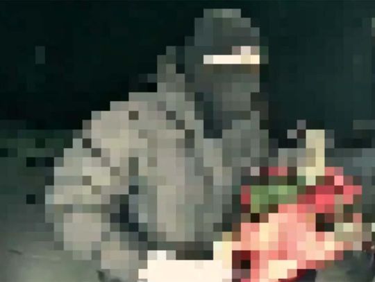 Chciał przeprosić dziewczynę, więc włamał się do kwiatomatu i zabrał bukiet. Teraz grozi mu nawet 10 lat