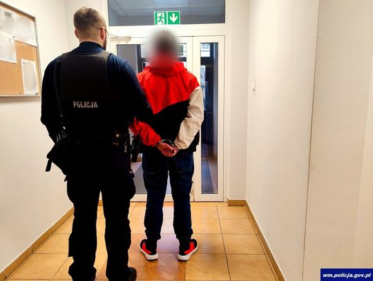 Chciał tylko podpisać dozór, posiedzi ponad rok. Mężczyzna nie wiedział, że jest poszukiwany