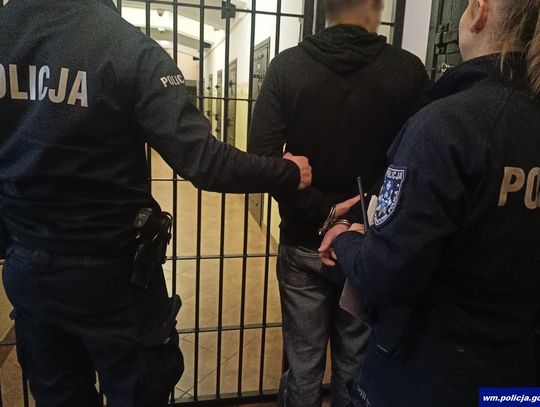 Chodził po mieście w kradzionych okularach przeciwsłonecznych. Żeby je zdobyć, groził ochroniarzowi