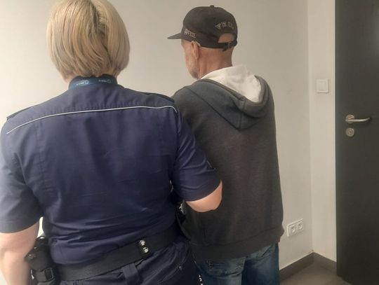 Dał ekspedientce zabawkową dwusetkę i wybiegł ze sklepu. 55-latek odpowie przed sądem za oszustwo