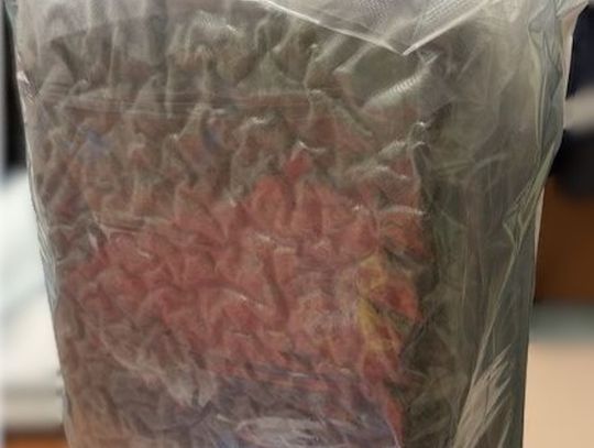 Diler nie wiedział, że policjanci mają go na celowniku. Wpadł w nocy, w aucie miał 3 kg marihuany