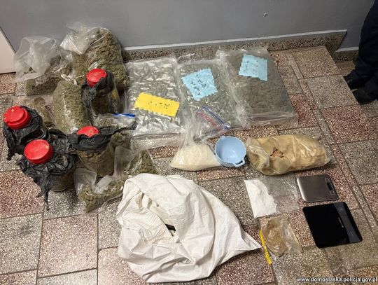 Diler nosił klucz do garażu wszyty w gumkę z majtek. W środku ukrywał 14 kilogramów narkotyków