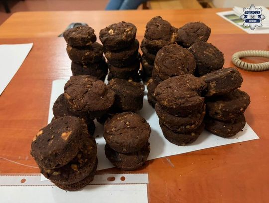 Diler w wolnych chwilach wypiekał ciastka z marihuaną. W mieszkaniu miał dużo różnych narkotyków