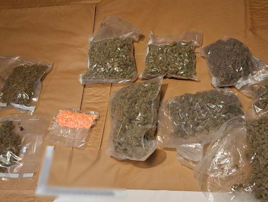 Diler wynajął apartament pod magazyn narkotyków. Marihuanę czuć było już na wejściu do lokalu