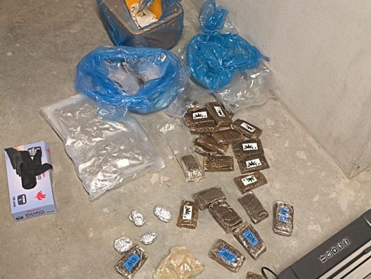 Dilerzy mieli skład w komórce lokatorskiej. Policjanci urządzili zasadzkę na dwóch mężczyzn