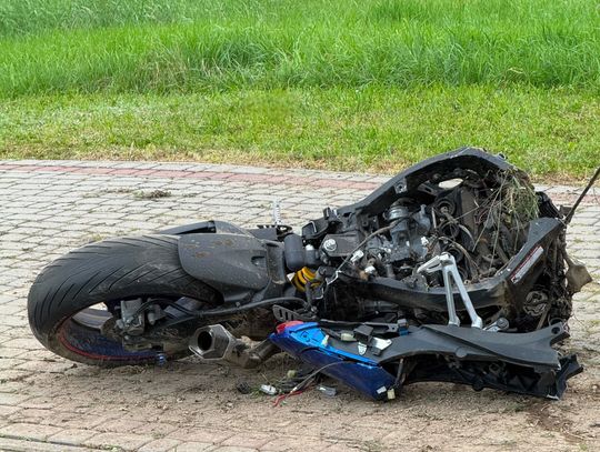 Dramat na drodze krajowej nr 28. W wypadku zginął motocyklista, są utrudnienia