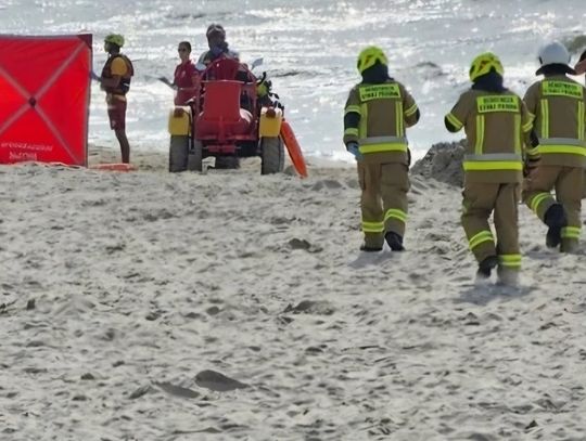 Dramatyczna akcja ratunkowa nad Bałtykiem. 35-letni Niemiec utonął na oczach partnerki