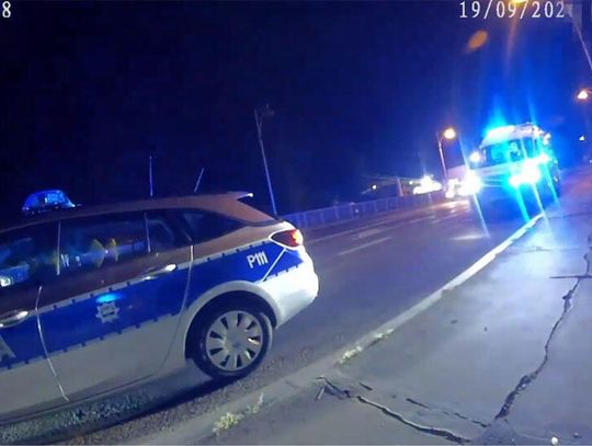 Dramatyczna interwencja na moście. Policjanci ruszyli na pomoc nastolatce, która mogła targnąć się na swoje życie