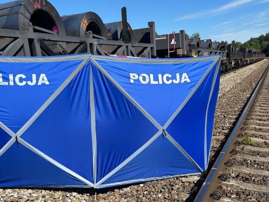 Dramatyczny wypadek na torowisku. 35-latek zginął pod kołami pociągu towarowego