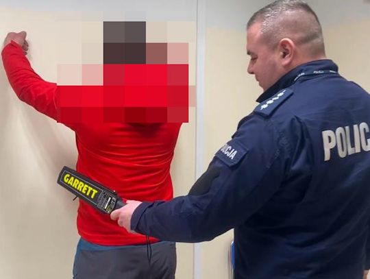 Dwa miesiące aresztu dla 35-latka, który wylał gnojowicę przed domem Ministra Rolnictwa