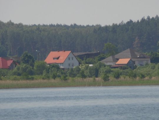 Dwaj mężczyźni utonęli w jeziorze. Szukali ich przez kilka dni, okazało się, że łódź zatonęła