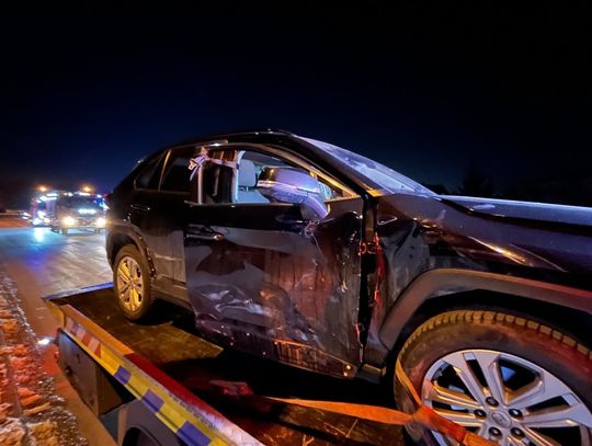 Dynamiczne zatrzymanie pod Łodzią. Policjant wskoczył do auta uciekającego agresora