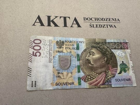 Fałszywe 500 złotych za drobne zakupy. Sprzedawczyni dała się nabrać, oszustce grozi 8 lat więzienia