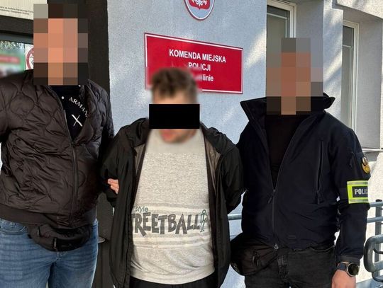 Fałszywy policjant wyłudził 140 tysięcy złotych. Wmówił seniorom, że ich syn spowodował wypadek