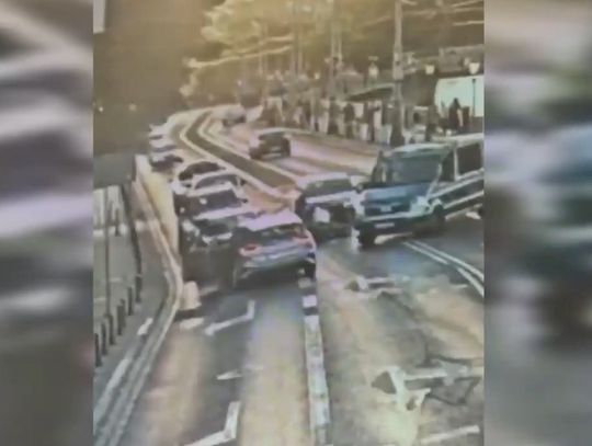 Gangsterski napad w centrum miasta. Cudzoziemcy porwali 20-latków i torturowali ich w piwnicy