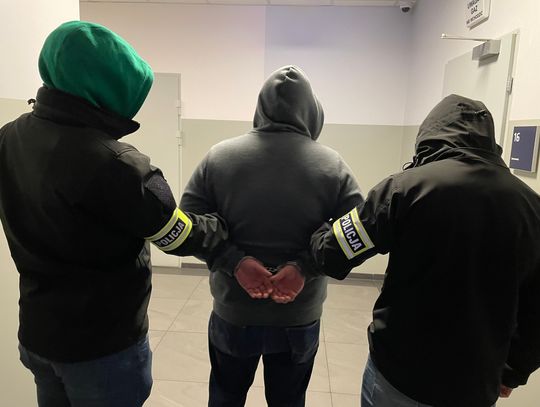 Gdy miał 15 lat razem z kolegą zabił człowieka. Po skazaniu ukrywał się przez kilka miesięcy