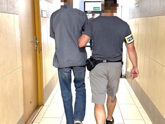 Grafficiarz narobił strat na kilkadziesiąt tysięcy złotych. Jego podpisy "zdobią" całe miasto