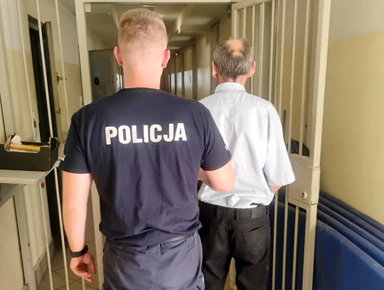 Groził mężczyźnie śmiercią, potem zaatakował tłuczkiem do mięsa. 60-latek zatrzymany