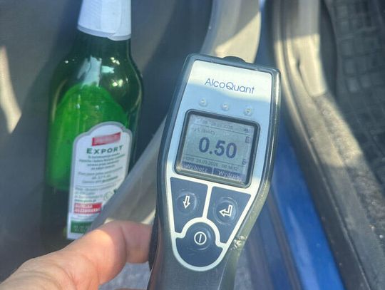 Gruzin prowadził pijany i miał otwarte piwo w aucie. To nie pierwszy raz, więc będzie deportowany
