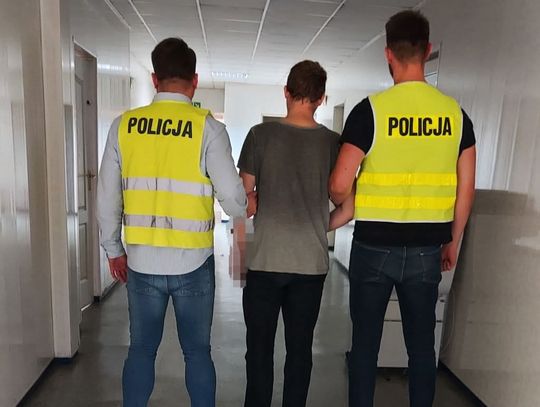 Internetowy oszust usłyszał ponad 60 zarzutów. Robił przekręty na drobne kwoty