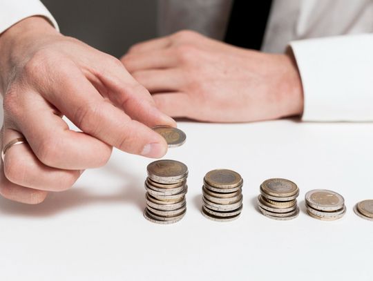 Jak adwokat ds. podziału majątku wycenia i dzieli biznes między małżonków?