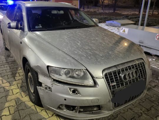 Jechał Audi A6 bez szyb i zderzaka. Decyzją sądu już nigdy nie będzie mógł wsiąść za kierownicę Jechał Audi A6 bez szyb i zderzaka. Decyzją sądu już nigdy nie będzie mógł wsiąść za kierownicę