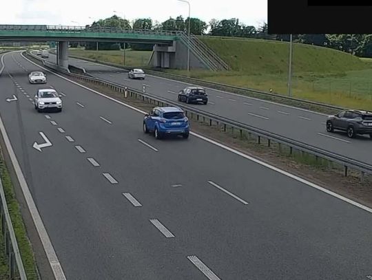 Jechał drogą ekspresową pod prąd i na nic nie reagował. O włos od tragedii