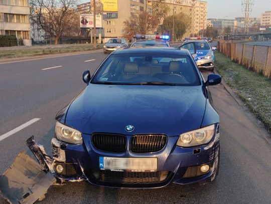 Jechała BMW całą szerokością jezdni: "Wczoraj wypiłam 0,7 wódki, teraz jadę po mleko do kawy"