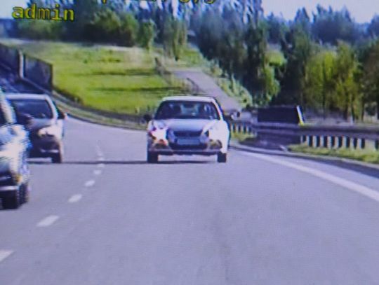 Jechała pod prąd, omal nie zderzyła się z radiowozem. Myślała, że jedzie dwupasmówką